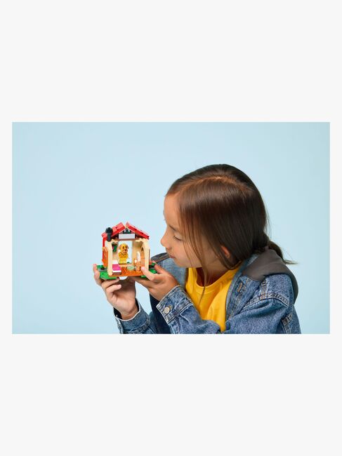 LEGO Animal Crossing 77058 Det koselige huset til Goldie
