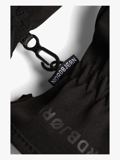 Nordbjørn Sillvik Votter, Svart