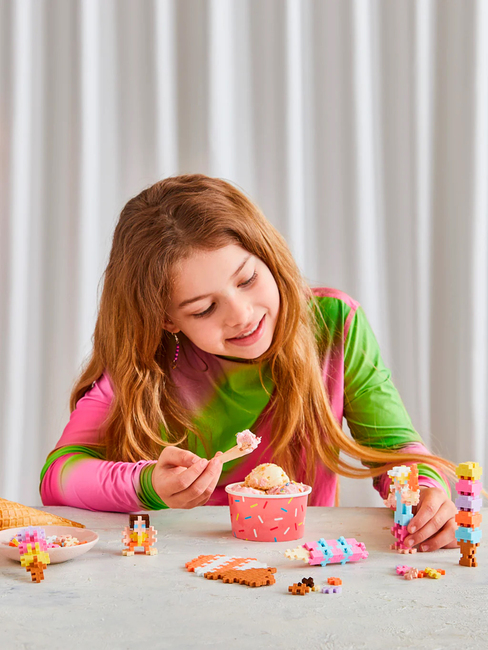 Plus-Plus Learn to Build  Iskremkiosk Byggesett 275 Deler