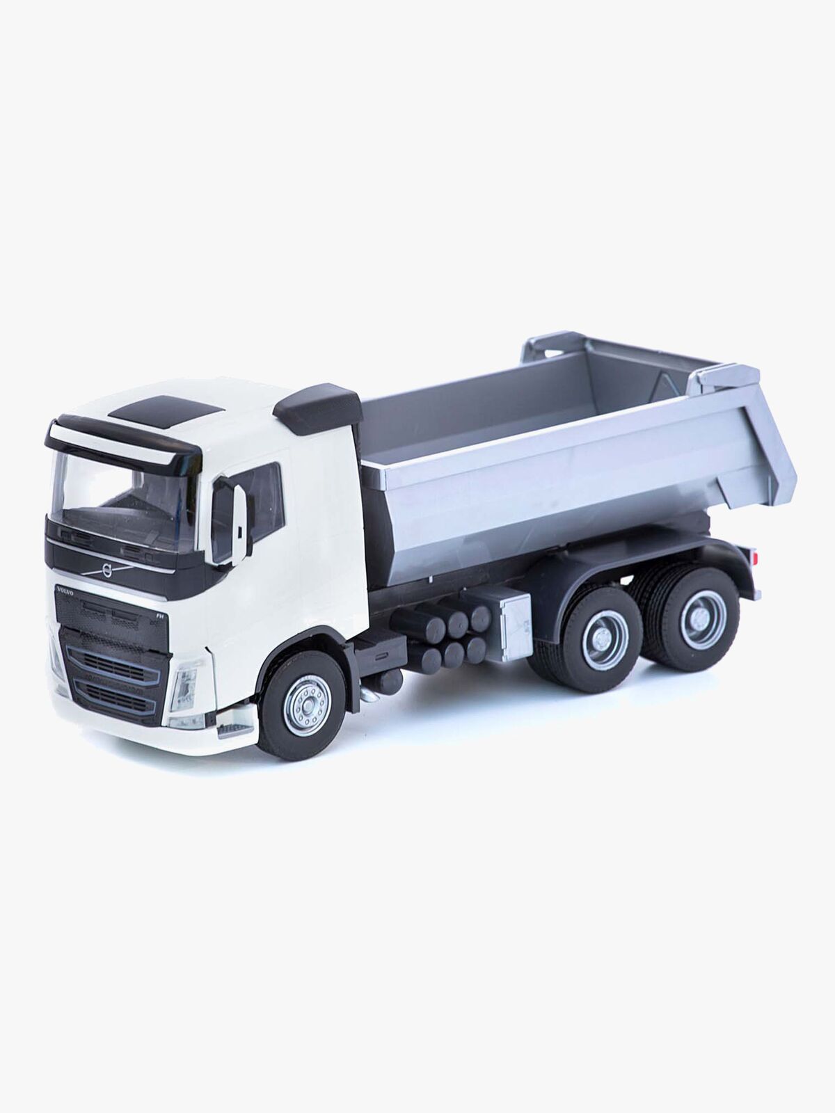 Emek Volvo Tippbil, Hvit