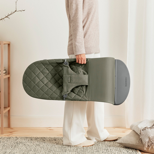 BabyBjörn Bliss Vippestol Vevet Klassisk Quilt, Mørkegrønn