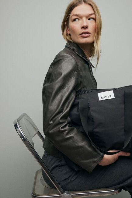 DAY ET Gweneth Stelleveske M, Black
