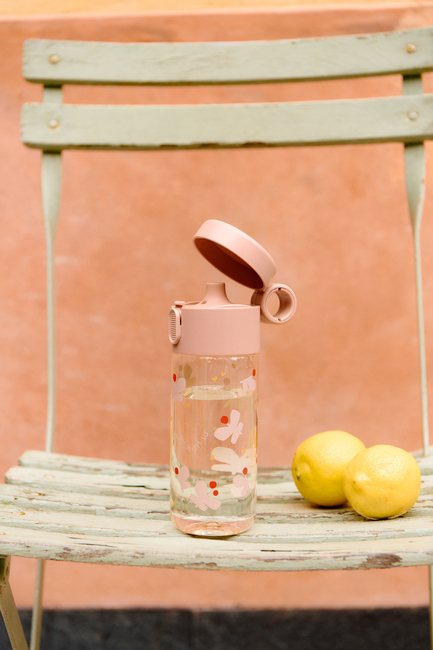 LIEWOOD Clemence Vannflaske 350 ml, Butterfly/Apple blossom