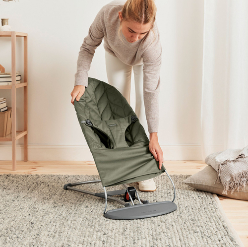 BabyBjörn Bliss Vippestol Vevet Bladmønstret Quilt, Mørkegrønn