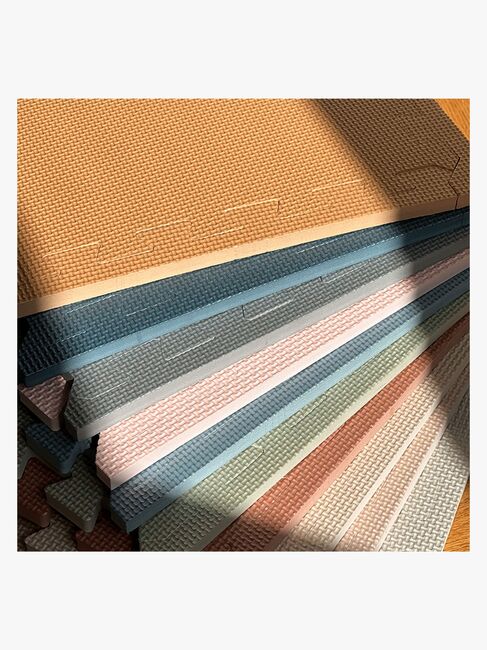 That's Mine Leketeppe Kvadrat, Clay