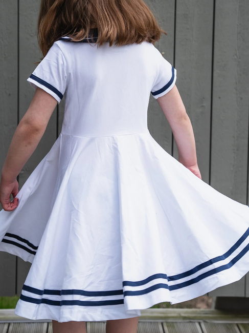 Geggamoja Seilerkjole, Hvit