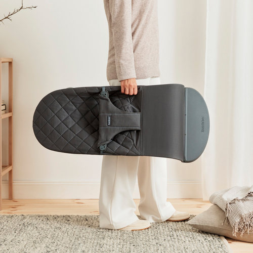 BabyBjörn Bliss Vippestol Vevet Klassisk Quilt, Antrasitt