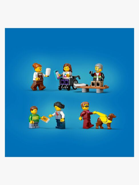 LEGO City 60423 Trikkeholdeplass