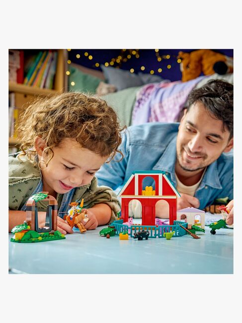 LEGO Disney Pixar 43304 Blazes hestegård