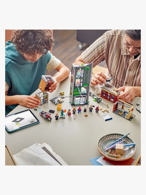 LEGO Super Heroes 76324 Spider-Man mot Oscorp