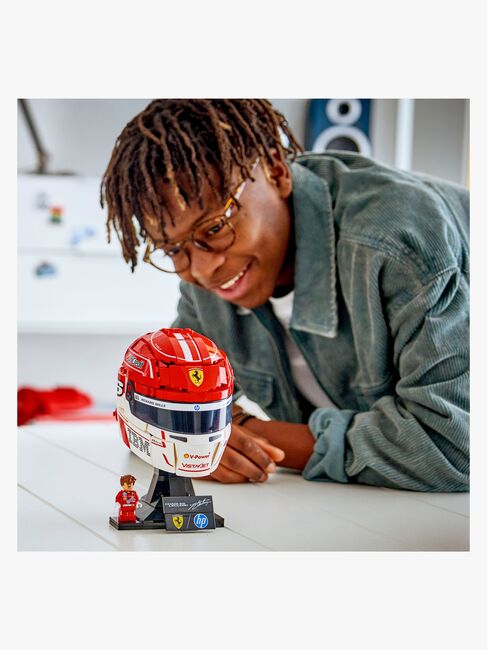 LEGO Editions Formula 1 43014 Scuderia Ferrari HP Charles Leclerc hjelm
