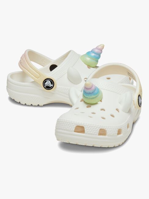 Crocs Classic IAM Rainbow Unicorn Kids Sandaler, Chalk