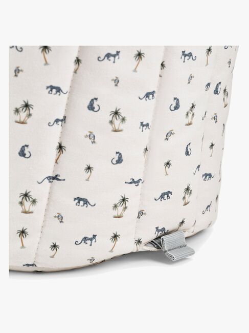 Elodie Grace Matstolspute, Garden Leos Resort