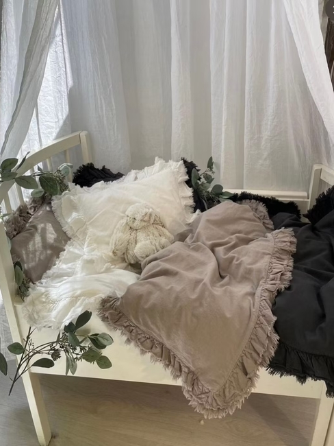 Mini Dreams Sengesett Vintage Volang Sprinkelseng, Hvit