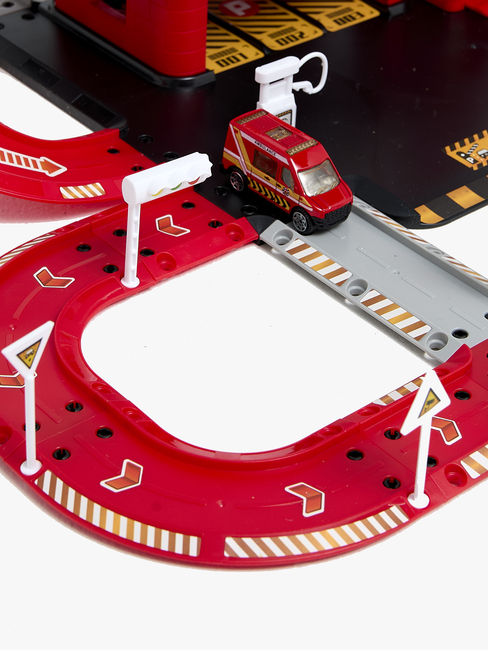 Alex's Garage Parkeringsgarasje & Brannstasjon 70 Deler