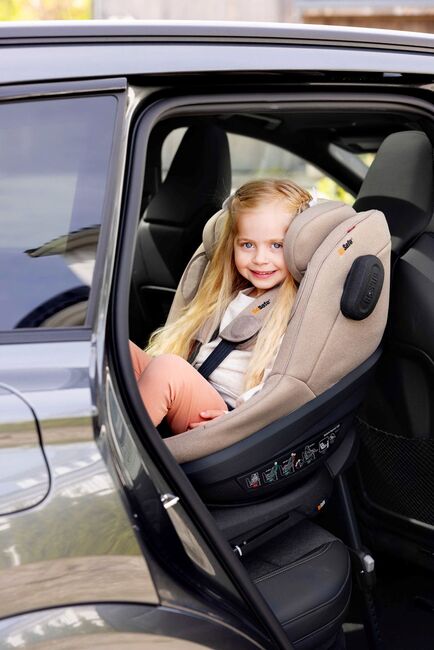 BeSafe Beyond² Bilstol, Dark Sand Soft Breeze