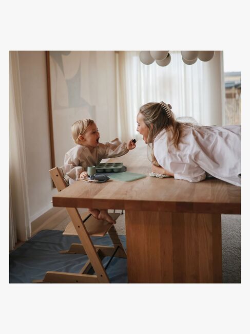 Mushie  Langermet Smekke, Dinos