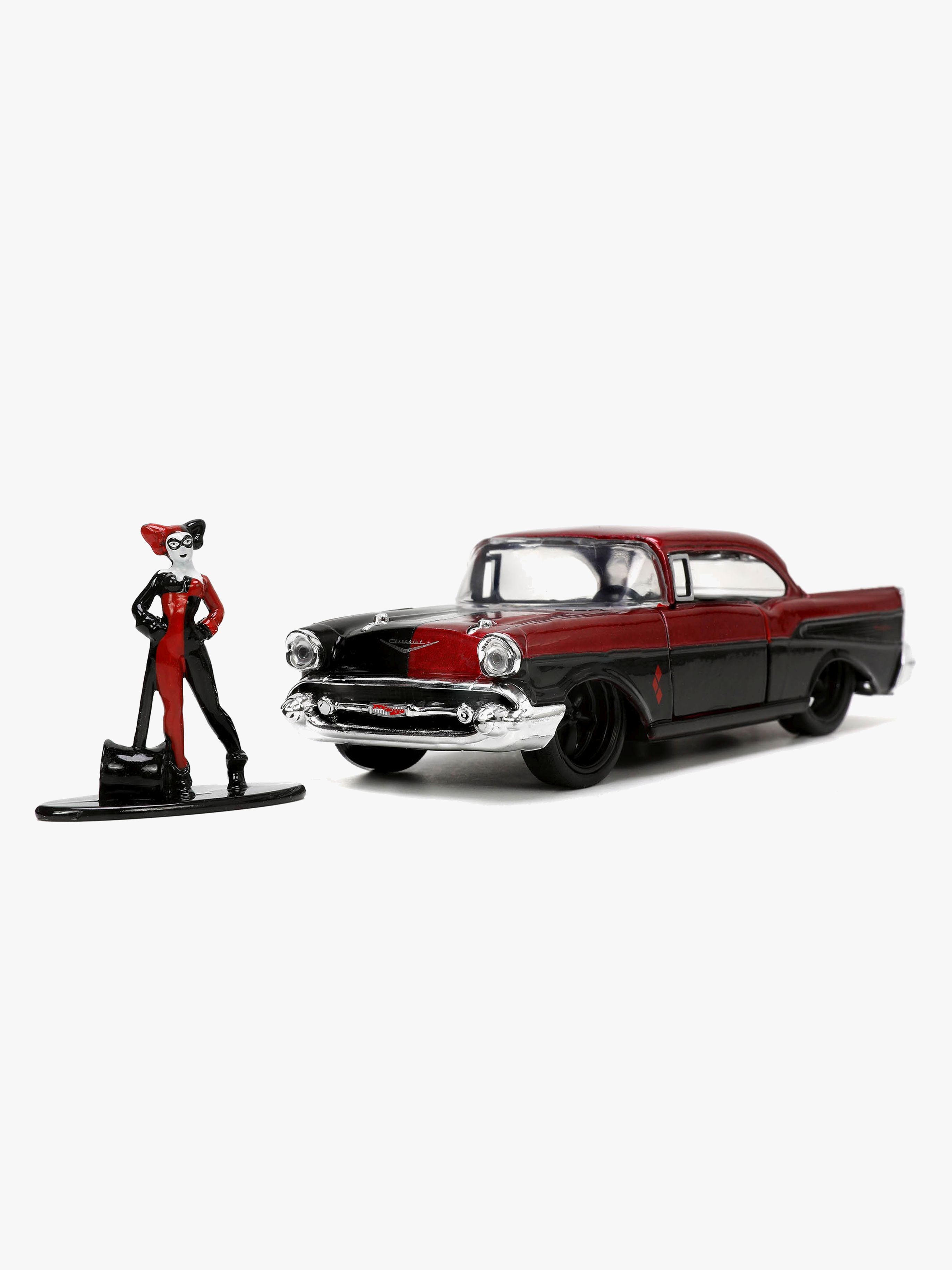Jada Toys DC Comics Bil med Figur Harley Quinn & 1957 Chevy Bel Air 1:32 - Samlefigurer