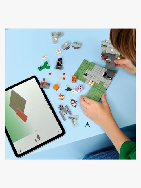 LEGO Minecraft 21586 Den bleke hagen