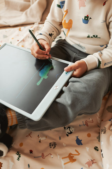 LIEWOOD Zora Tegnebrett 13.5 tum, Blå