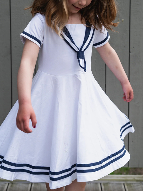 Geggamoja Seilerkjole, Hvit