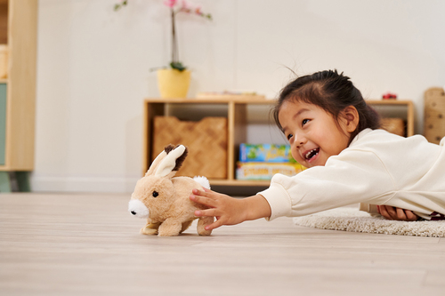 Simba Toys PetZoo Kanin med Lyder & Bevegelse