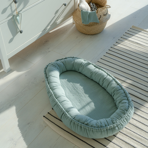 Julius Zöllner NIDO Muslin Babynest, Green