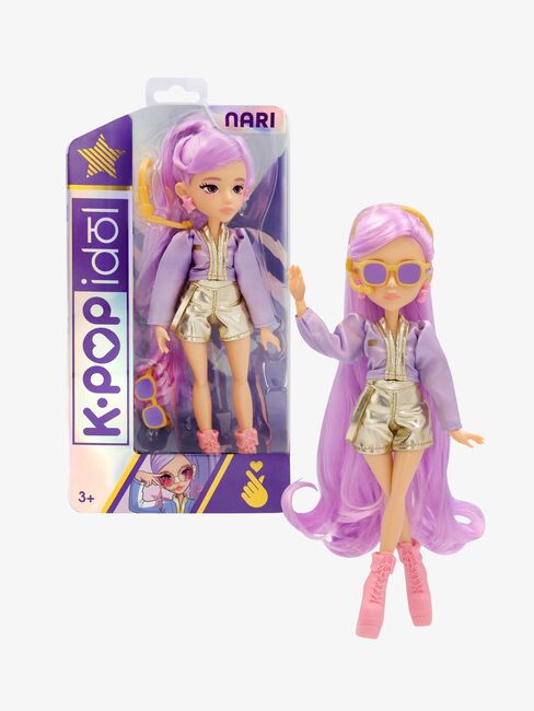 K-POP idol Motedukke Nari