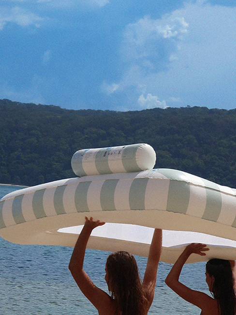 SUNNYLiFE Lux Twin Flytende Hengekøye, The Vacay Soft Olive