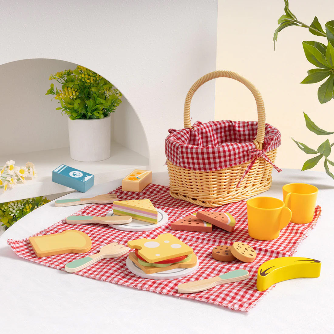 TK454-PicnicBasket-4490_4a.jpg