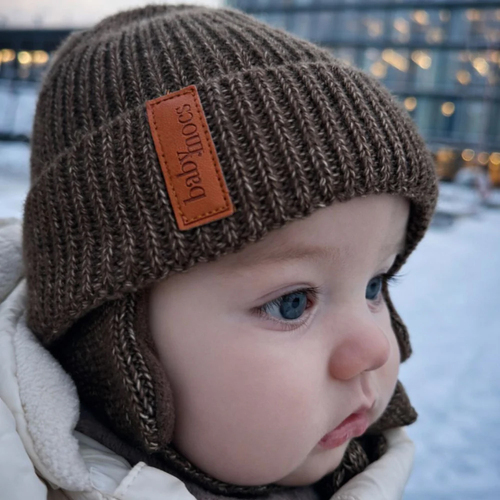 BabyMocs Lue med Øreklaffer, Greige