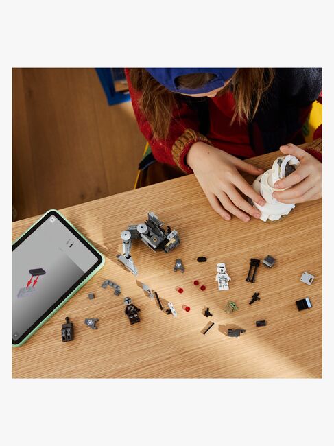 LEGO Star Wars 75444 AT-RT-angrep