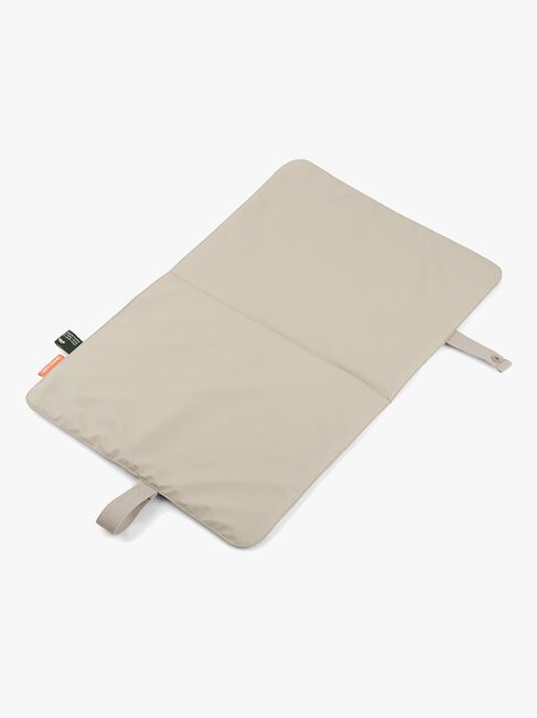 Done By Deer Stellematte, Sandbrun